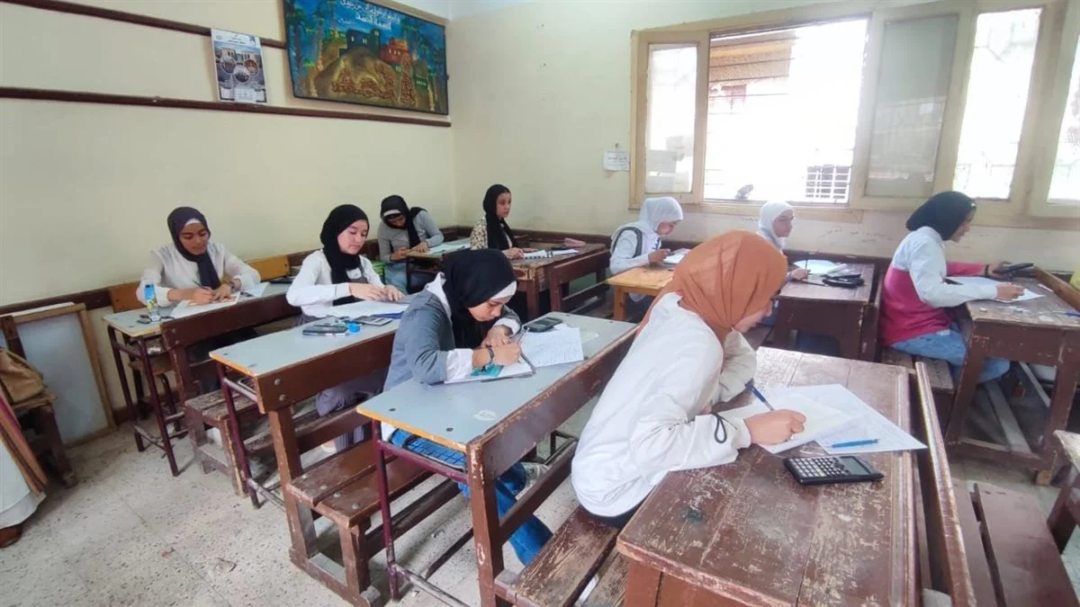“باقي كم يوم؟؟”.. جدول امتحانات الشهادة الاعدادية الترم الأول 2025 محافظة القليوبية بعد اعتماده من الوزارة