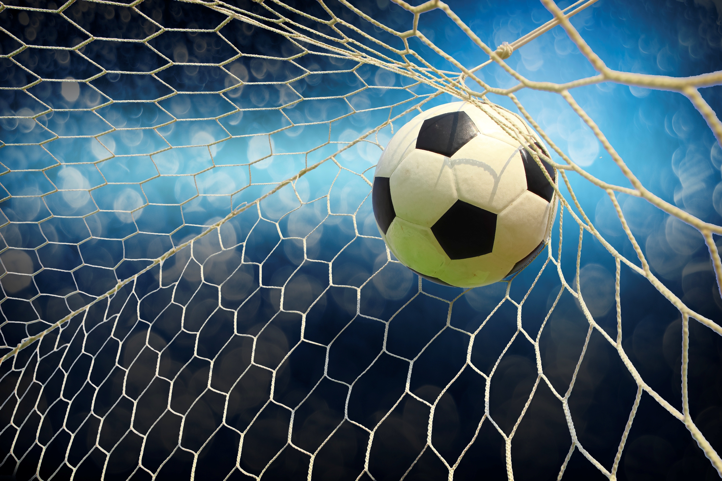 “الزعيم يتصدر الدوري” نتيجة مباراة الهلال والاتحاد اليوم ماركوس ليوناردو يكتب النهاية ويضع العميد في مأزق 2025